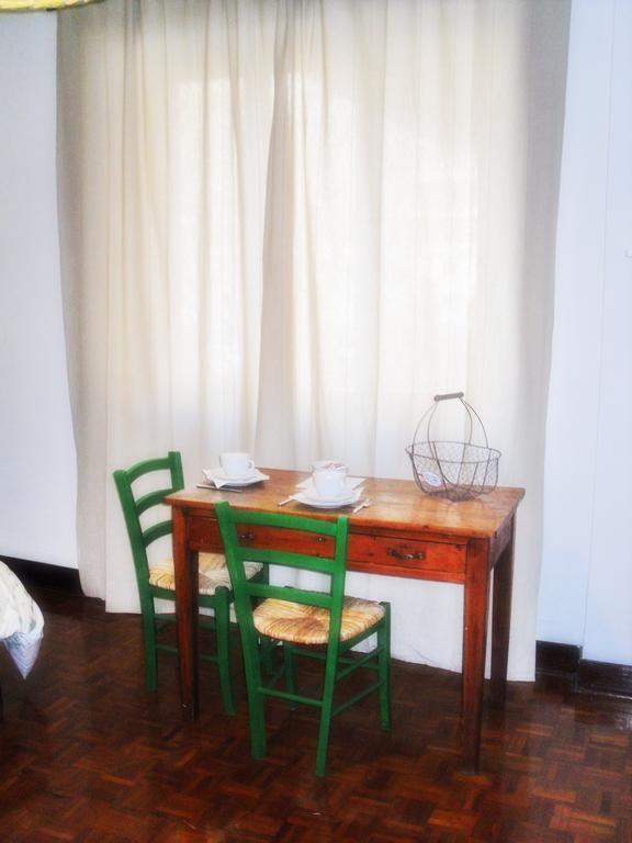 Bed & Breakfast Out Of Time Rome